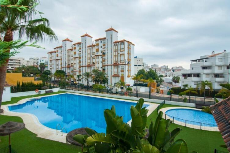 Port View - Reina Sofia Leilighet Estepona Eksteriør bilde