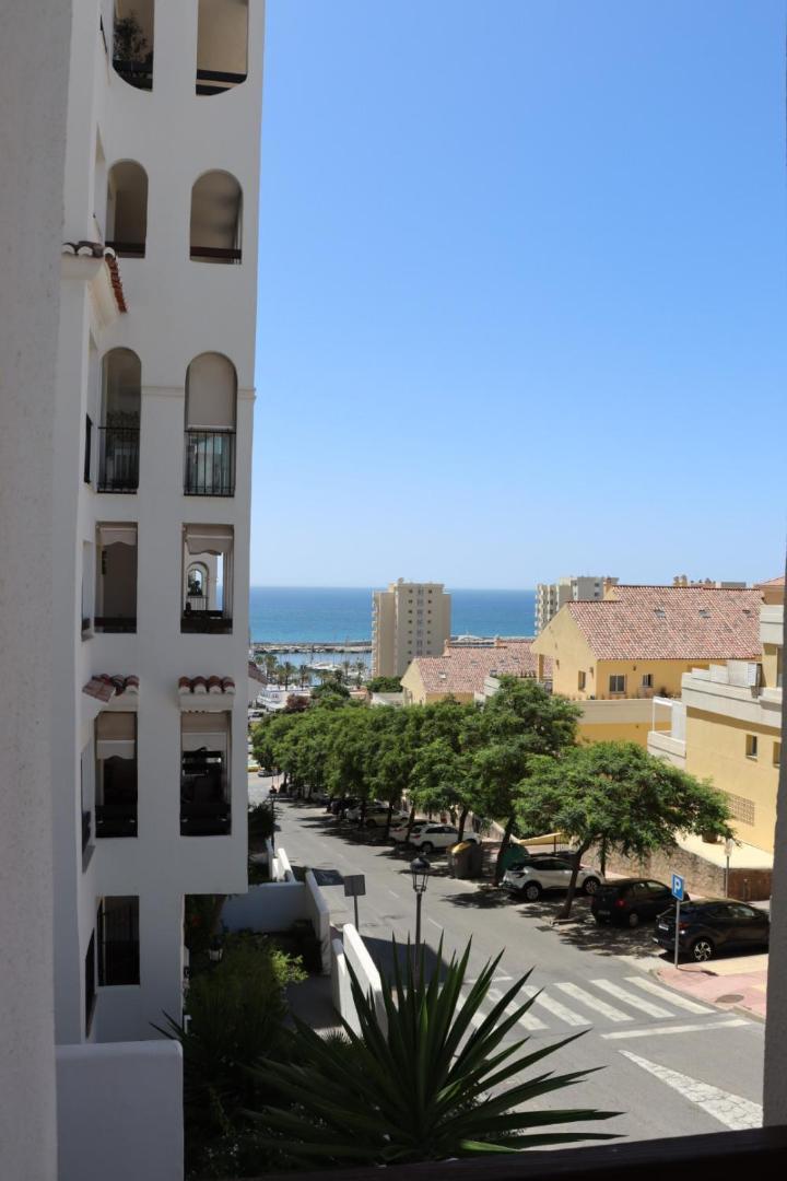 Port View - Reina Sofia Leilighet Estepona Eksteriør bilde